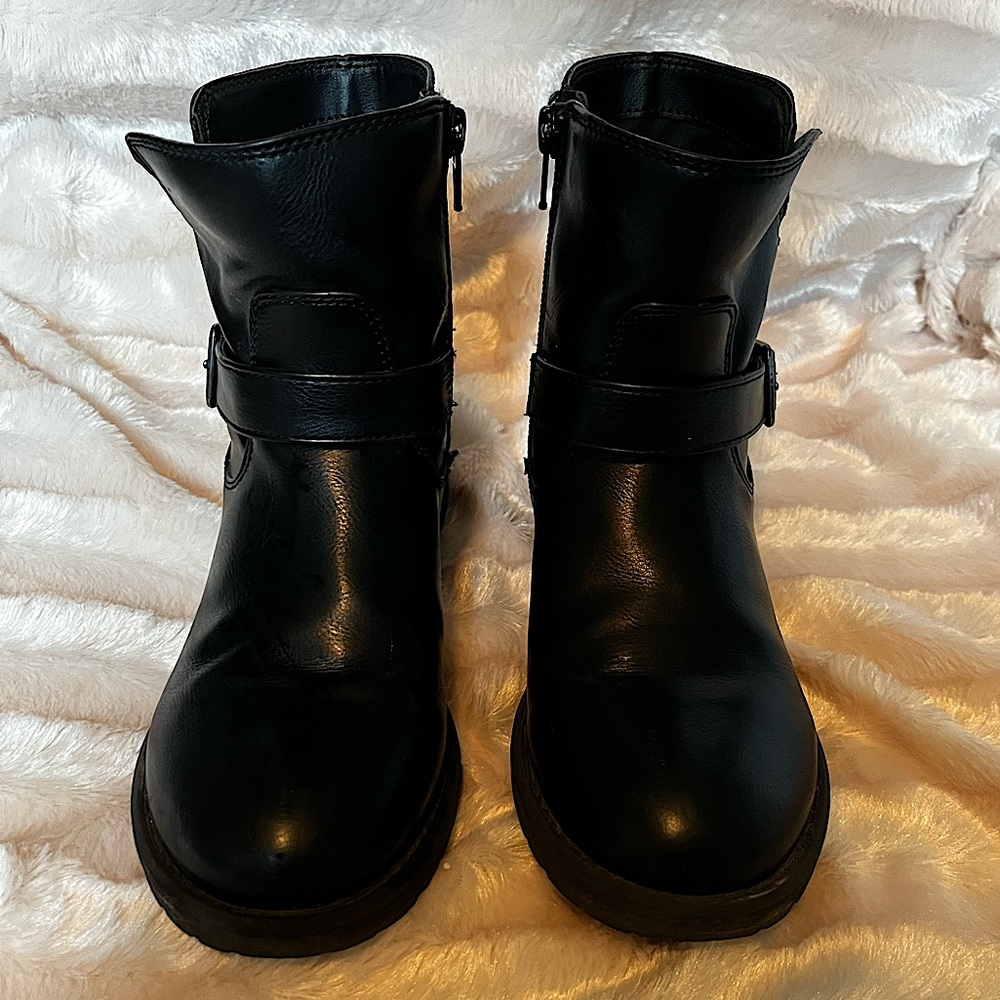 Cat & Jack Leather Boots